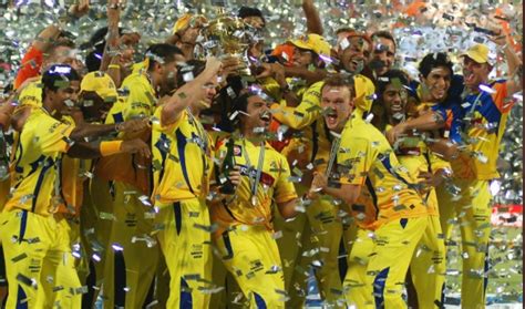 IPL 2011 Finali: Gergin Bir Savaş ve Son Dakikalarda Hayat Değiştiren Bir Zafer